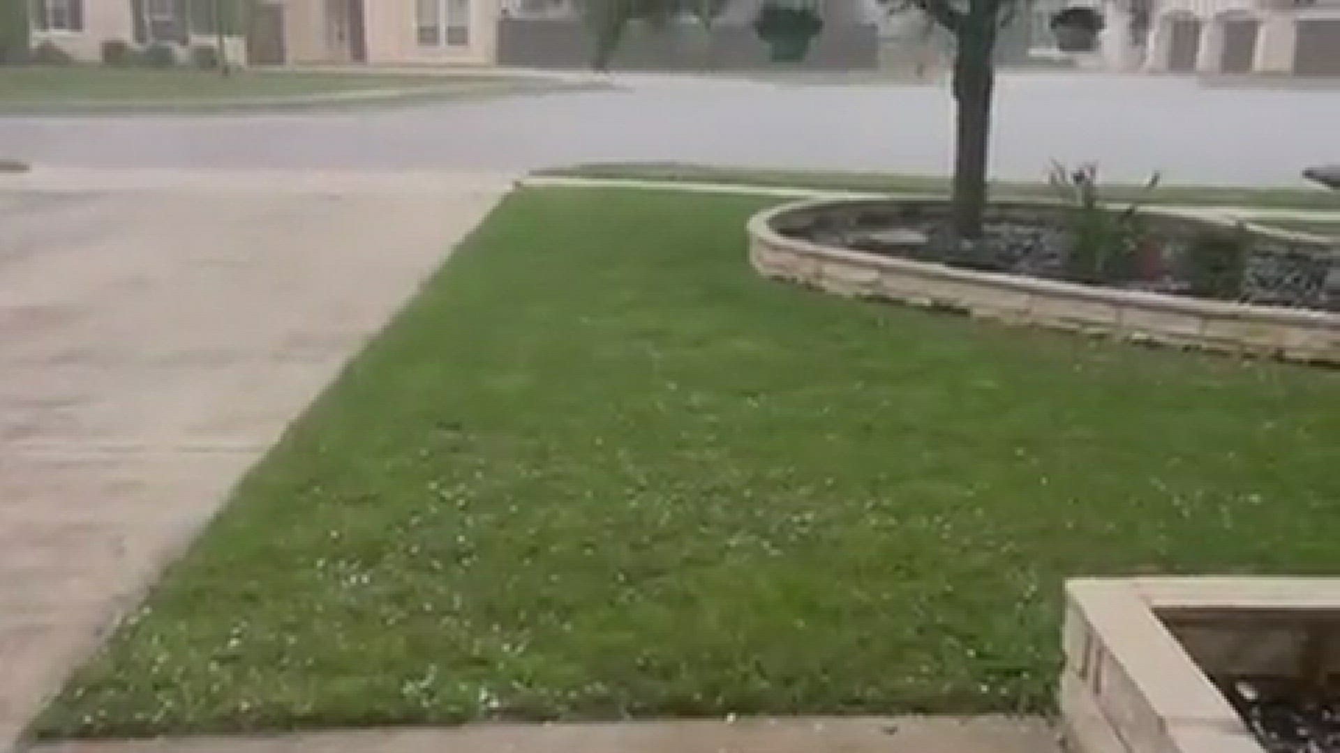 Hail near Kalahari in Round Rock, TX
Credit: Stacey