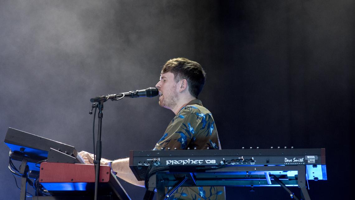 Oliver Tree scootered during his ACL Fest set Weekend 2