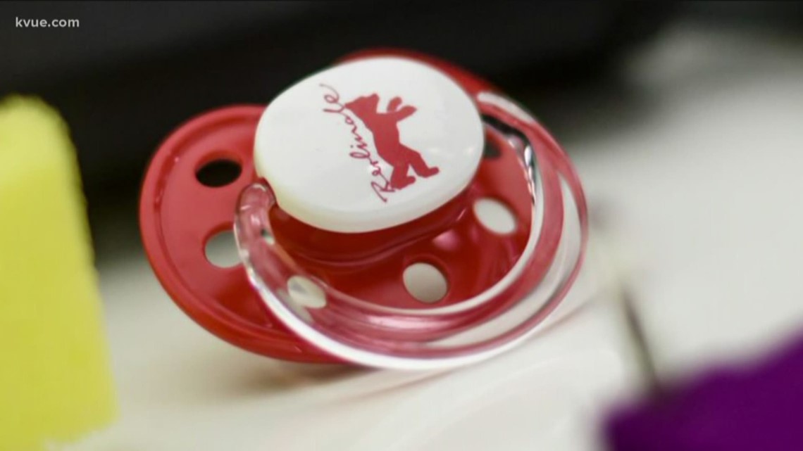 Why parents should share pacifiers with babies