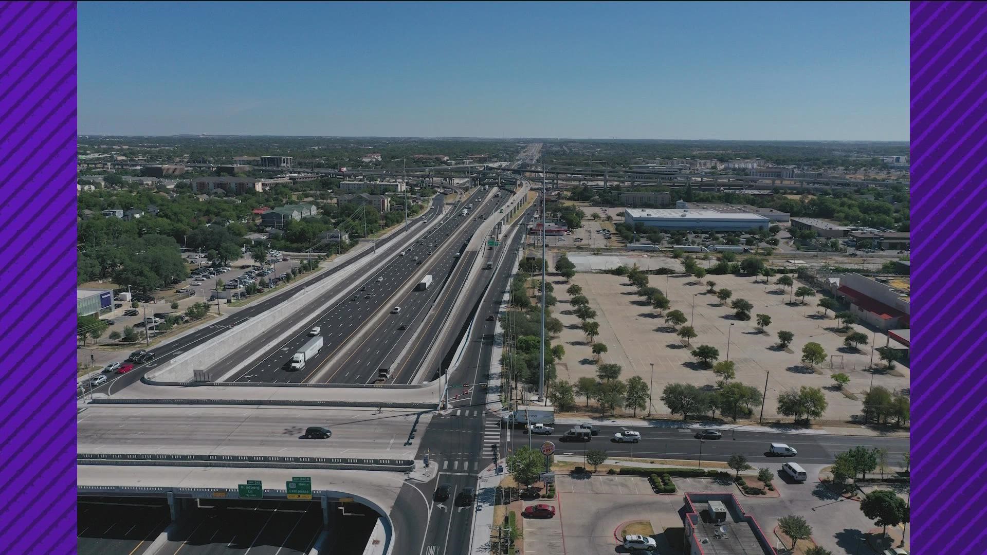 The Texas Clear Lanes-funded project added three new flyovers and reconstructed the existing northbound I-35 and northbound US 183 flyover at I-35 and US 183.