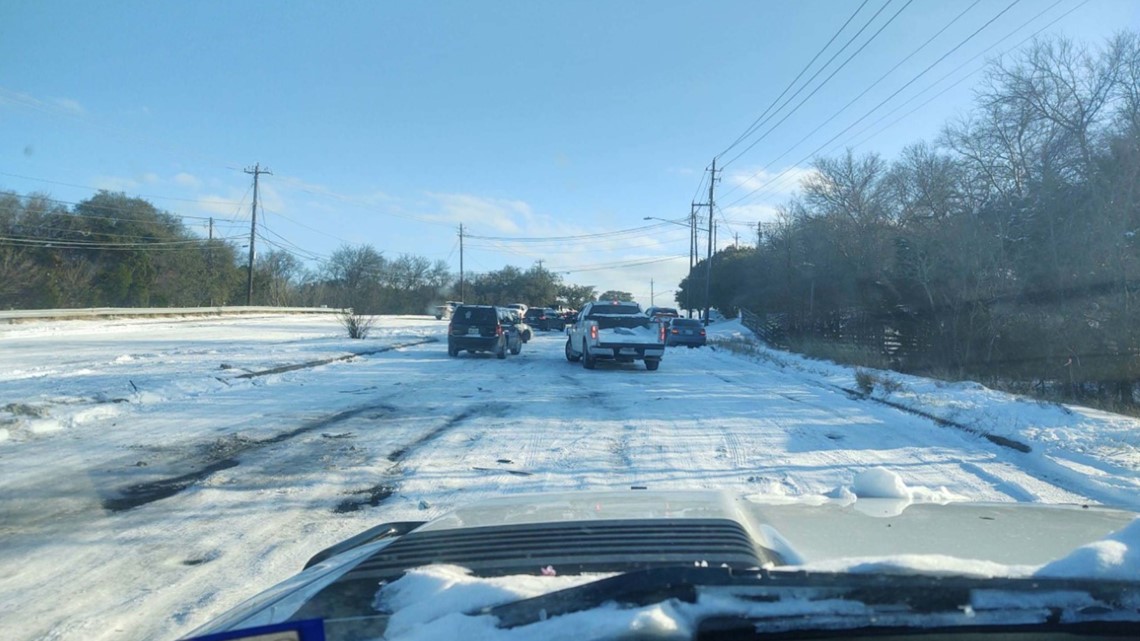 Austin winter storm Good Samaritan helps drivers on icy roads