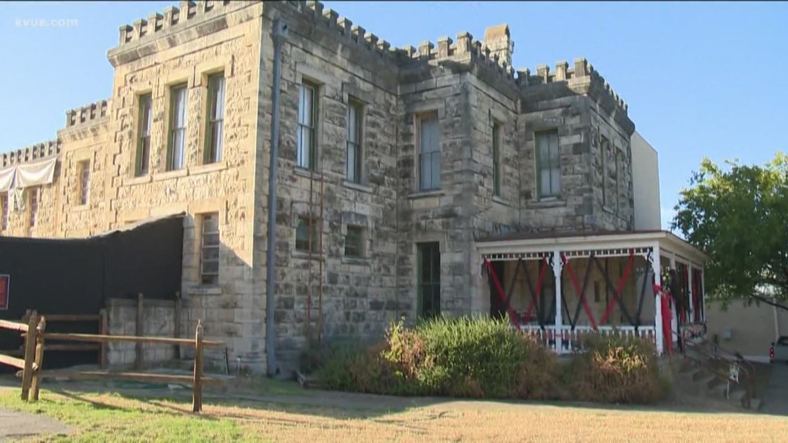Old Williamson County Jail's haunted house attraction opens