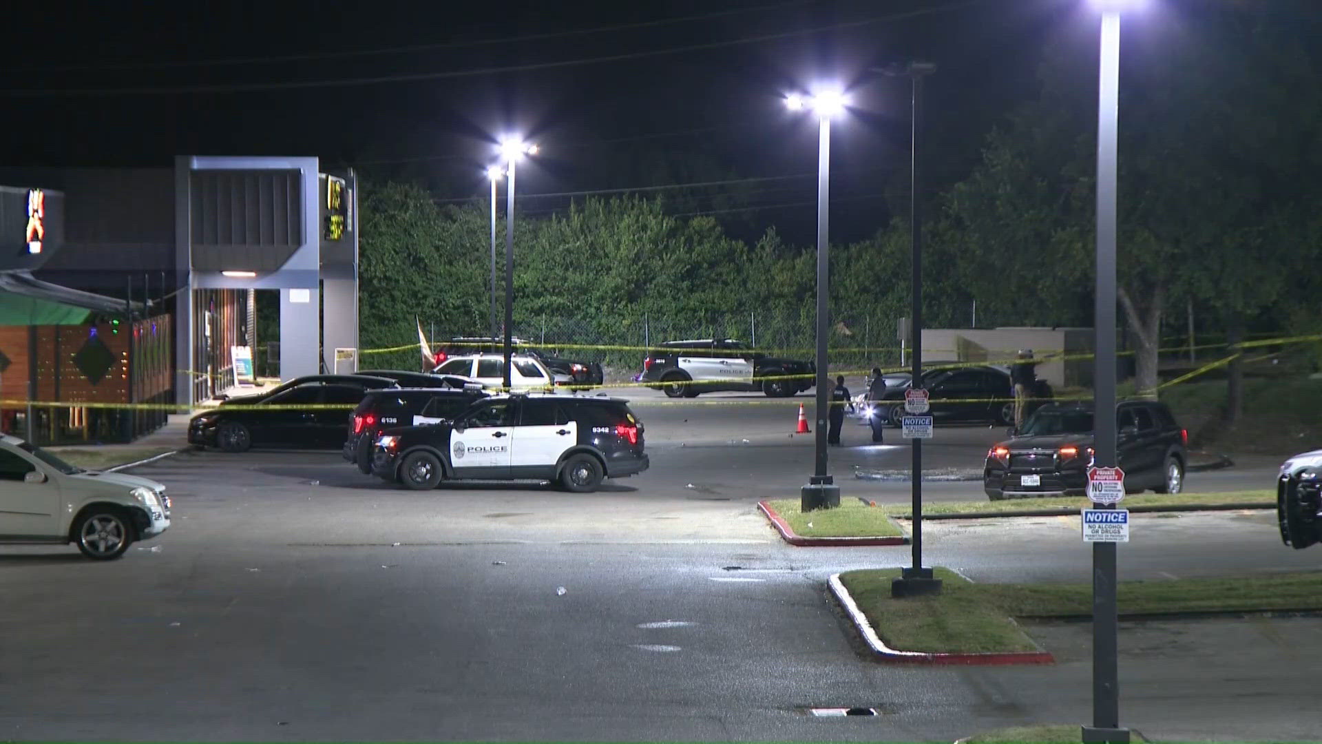 1 killed, another injured in shooting at North Austin sports bar | kvue.com