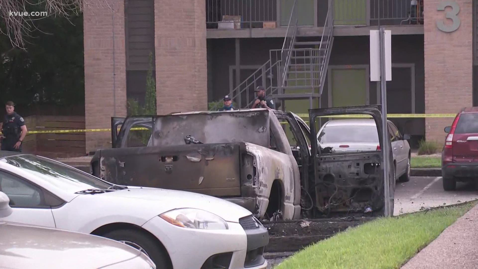 WATCH: Dramatic video shows first responders pulling man from car ...