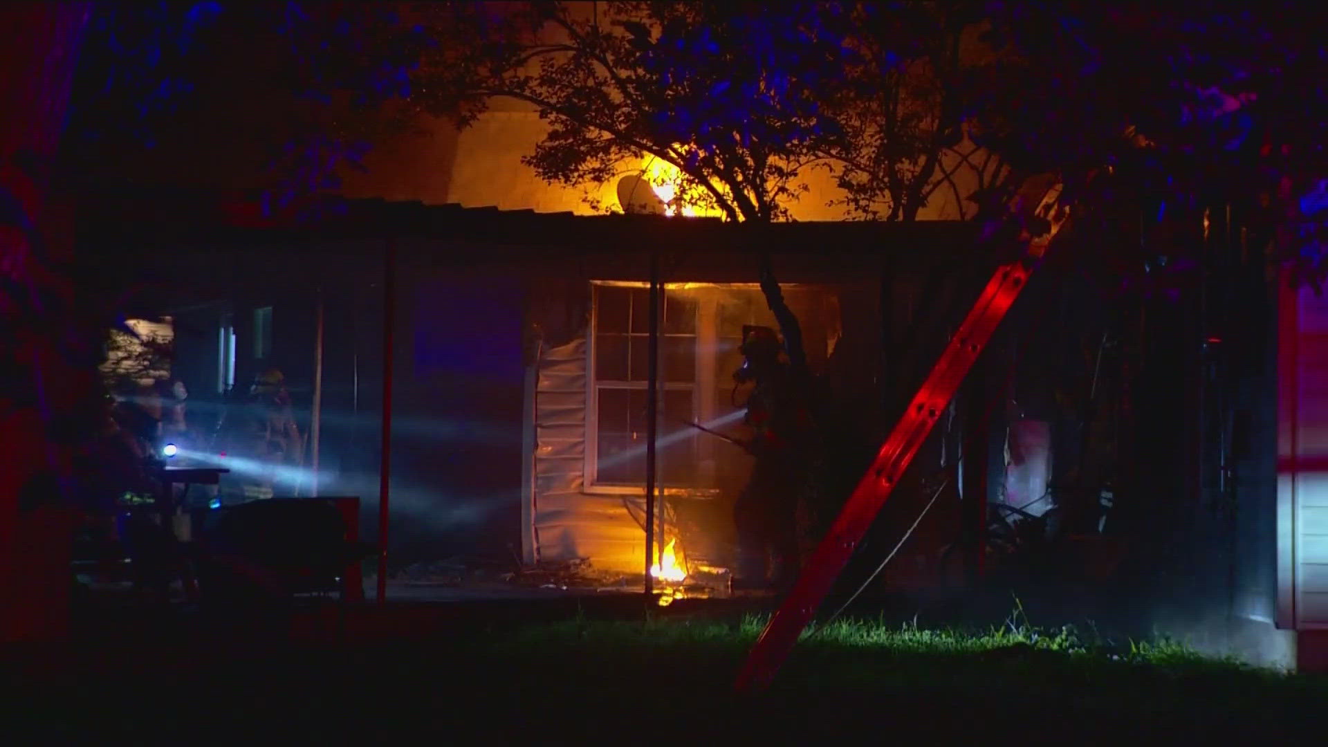 3 people rescued from North Austin house fire | kvue.com
