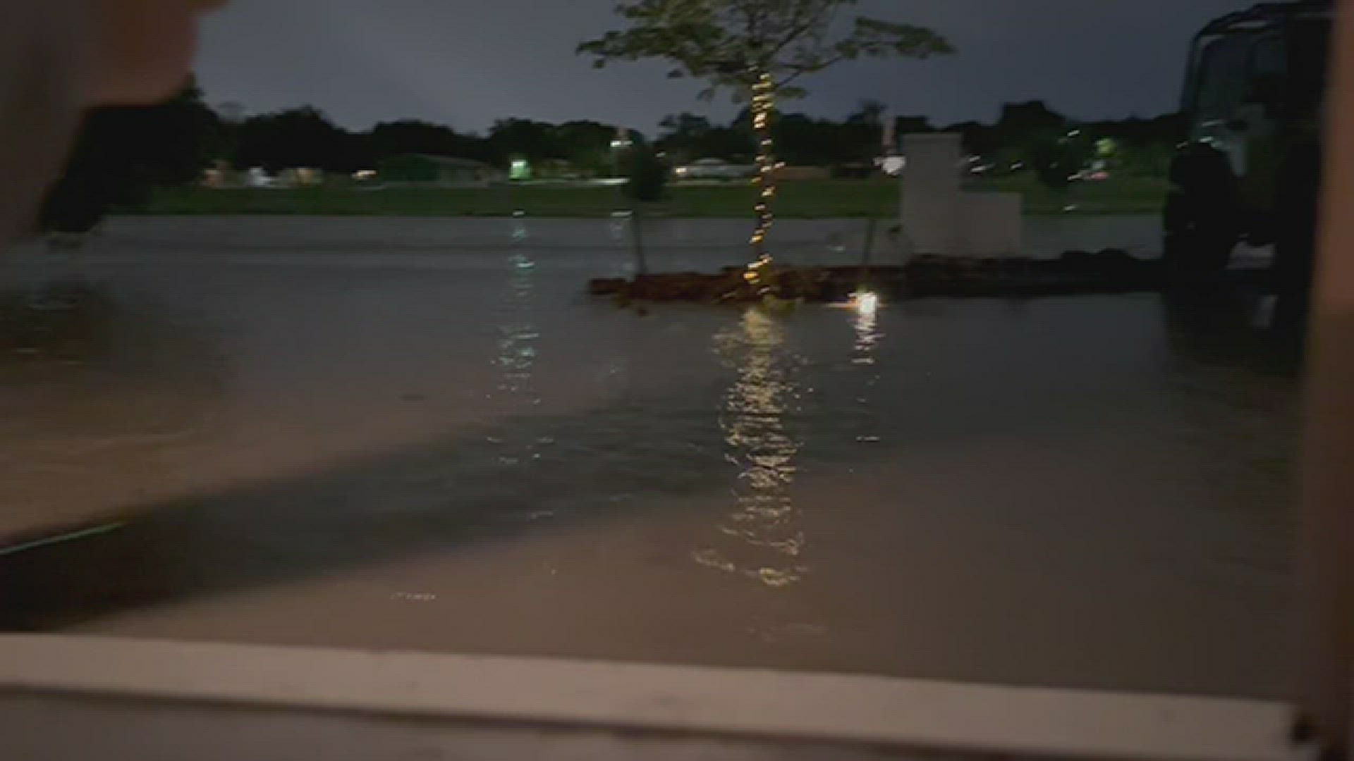 Residents near Little Walnut Creek say they've experienced flood problems last week. Video: Jordan Price.