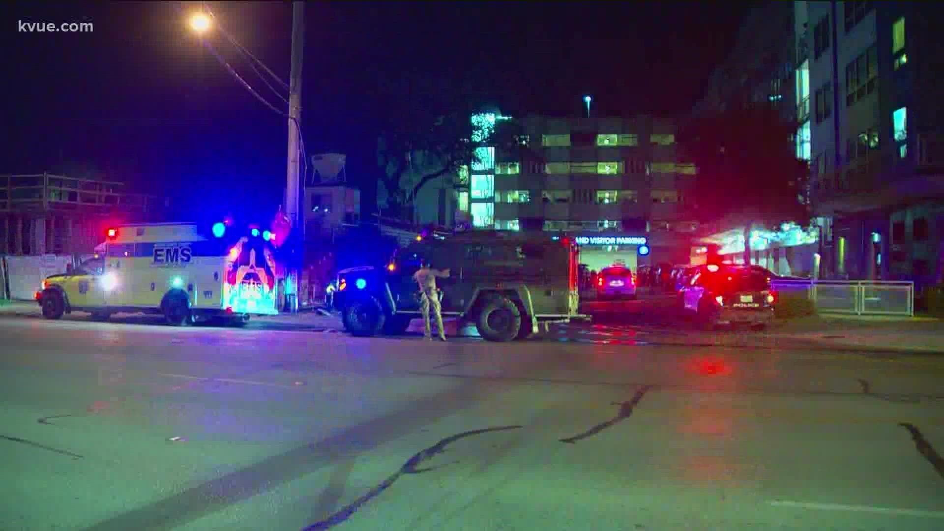 An overnight SWAT situation at an apartment complex on South Lamar Boulevard ended early Thursday morning.