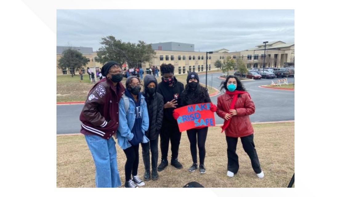 Masks to be temporarily required at all Round Rock ISD schools and