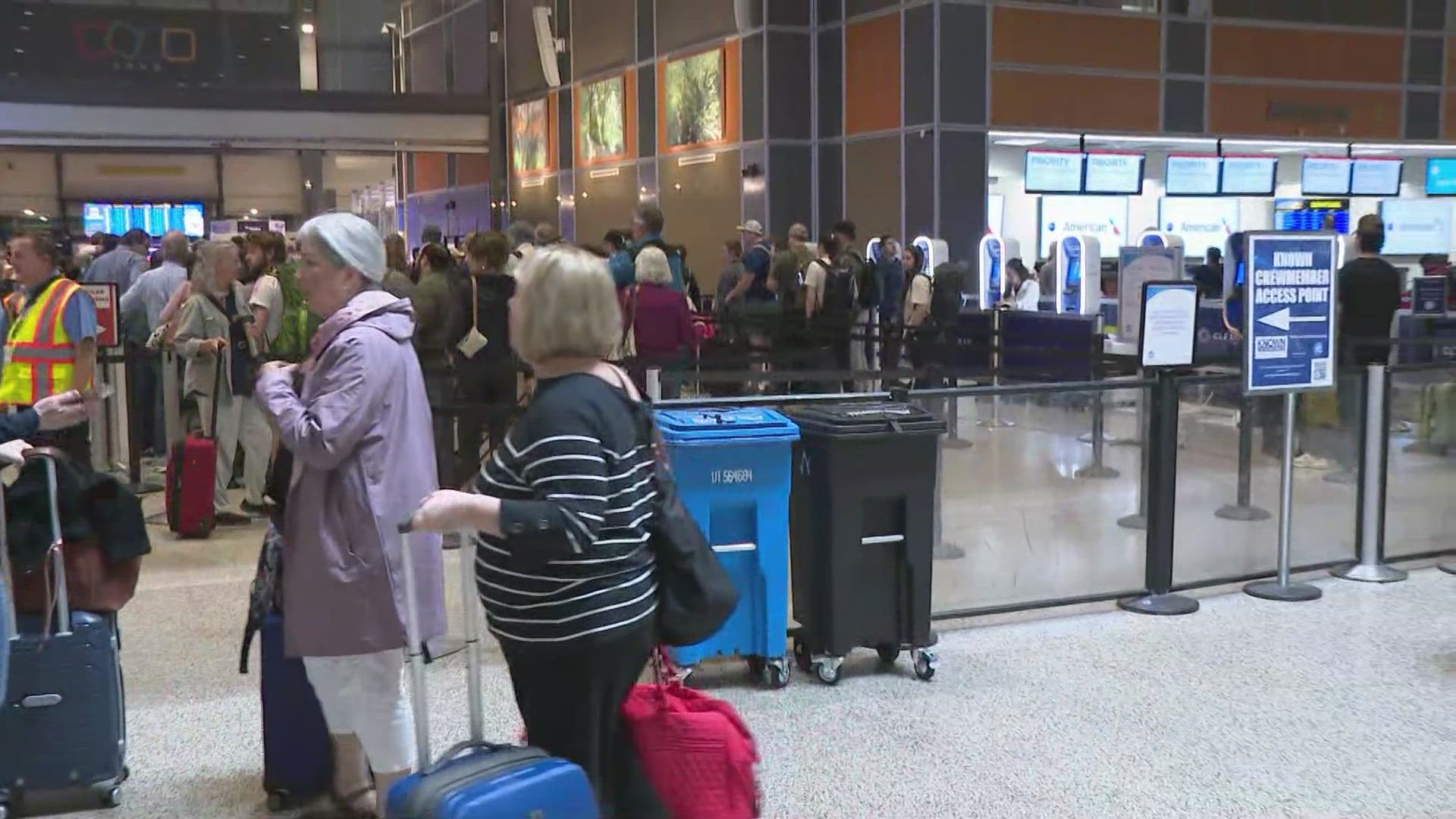 As early as 6:30 a.m., ABIA has seen an influx of flyers, and this traffic is expected to continue through Wednesday.