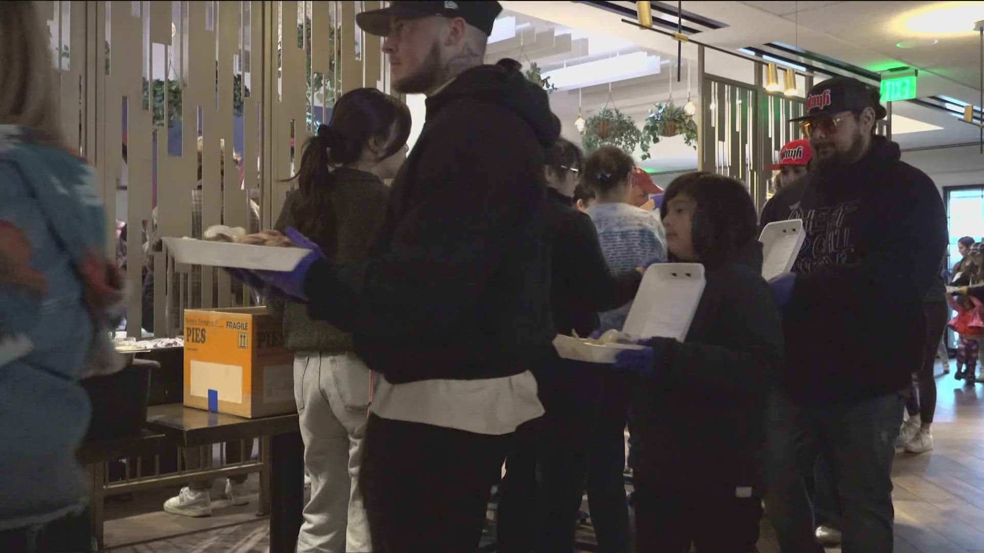 Across the country, 50,000 volunteers prepared and delivered 75,000 warm Thanksgiving meals.