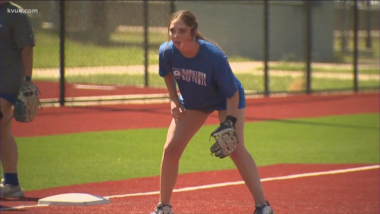 Georgetown Eagles softball team prepares for 5th round playoff game