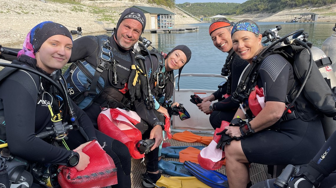 Volunteers remove 193 bags of trash from Lake Travis during annual