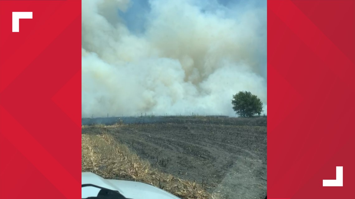 Firefighters battle large brush fire in Pflugerville - Vimarsana News