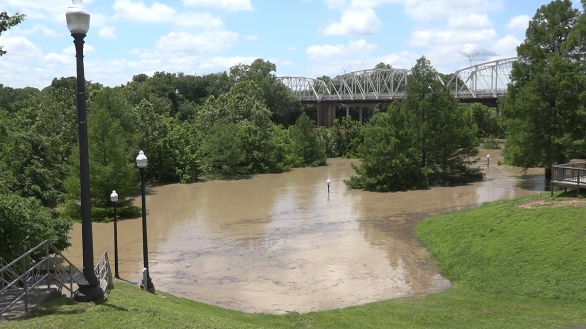 Colorado River in Bastrop floods Saturday, expected to start receding