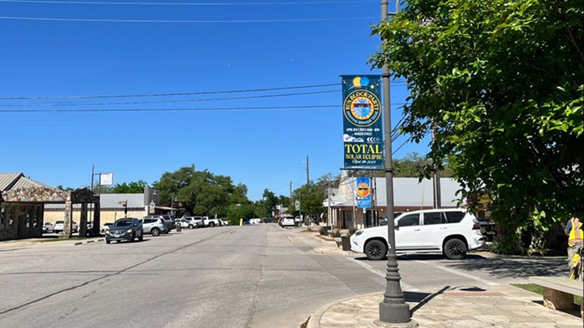 Dripping Springs prepares for total solar eclipse party - Vimarsana News