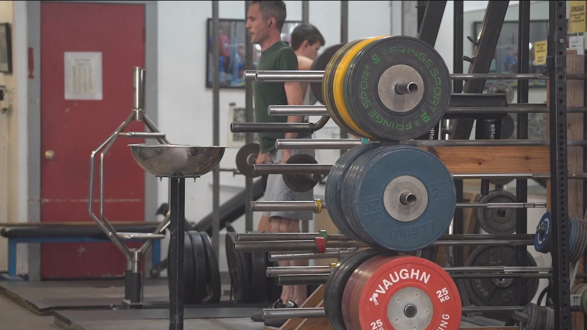 Austin police say thieves are breaking into gym lockers using temporary ...