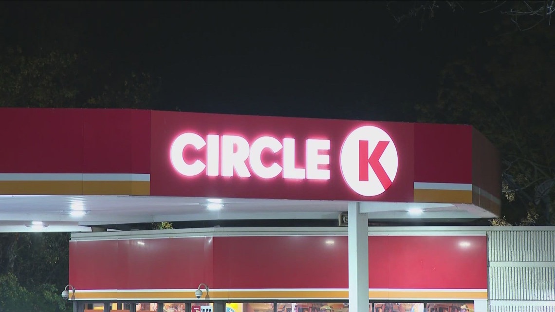 1 shot in at Circle K in southeast Austin, according to police | kvue.com