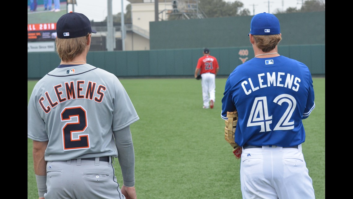 Roger and Debbie Clemens pledge $1 million gift to support Texas Baseball -  University of Texas Athletics