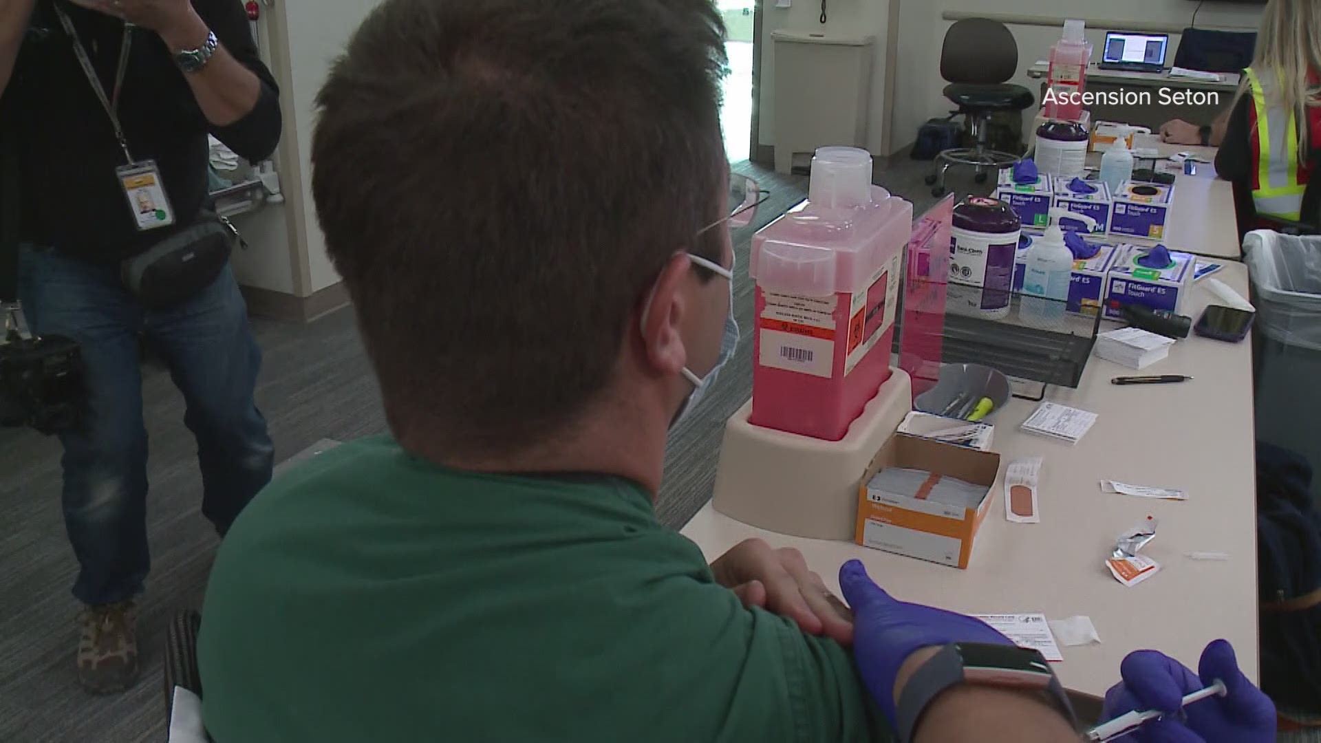 More rural hospitals in Texas are getting the COVID-19 vaccine. But others are still struggling to get access.