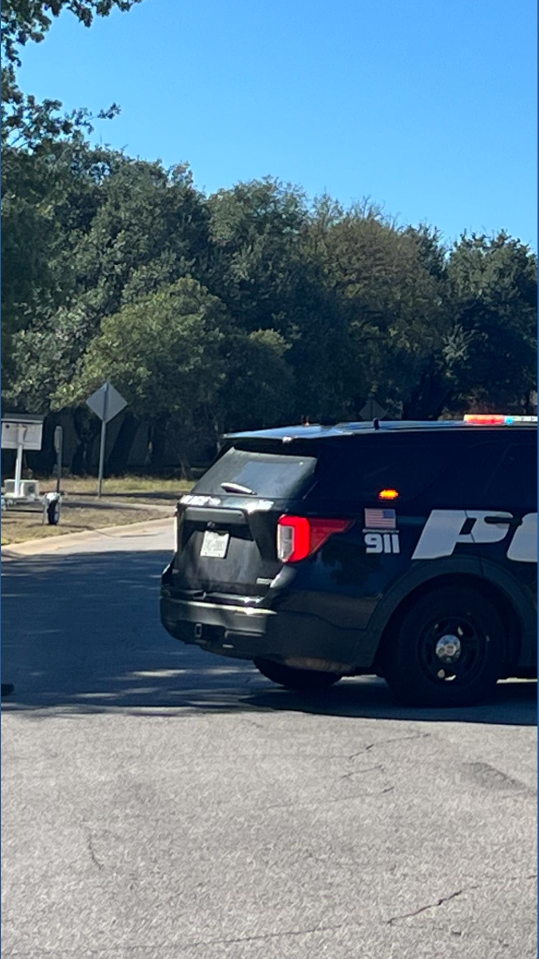 Suspect taken into custody after barricade in Williamson County home ...