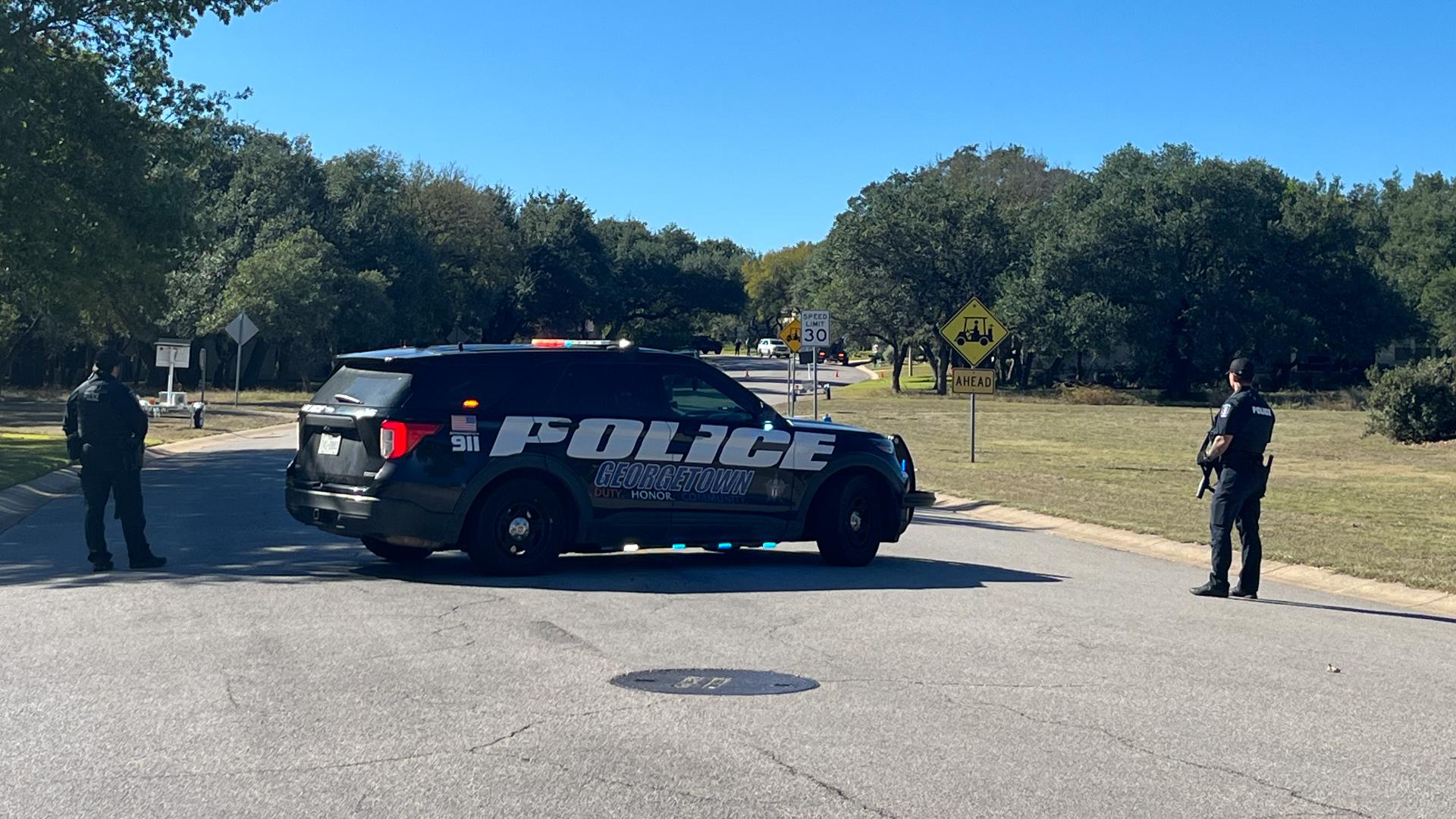 Suspect taken into custody after barricade in Williamson County home ...