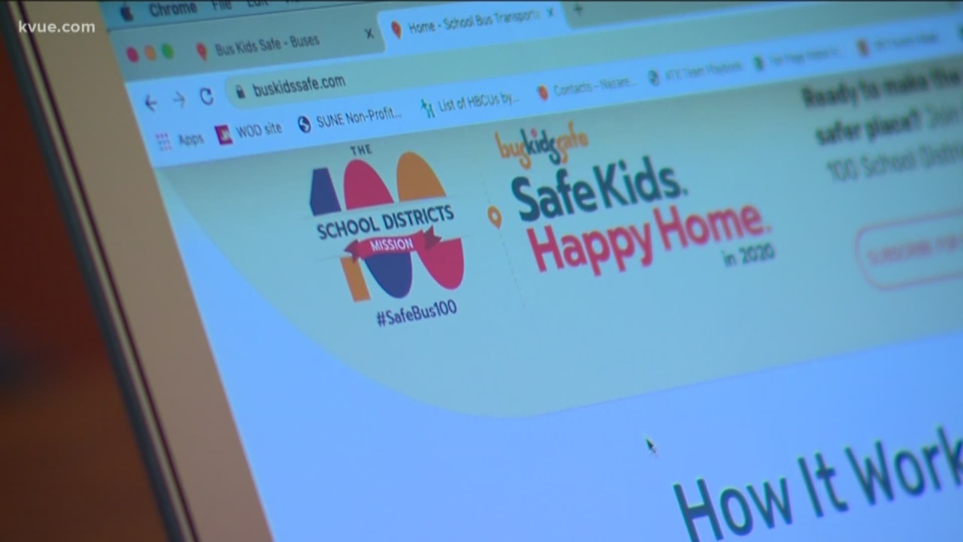 A dad in Hutto wants to give parents peace of mind. He created an app that can track your kid's school bus in real-time. Hank Cavagnaro shows us how it works.
