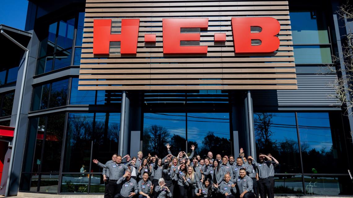 First multi-level H-E-B in Austin opens, provides grocery access for  University Apartments residents – The Daily Texan