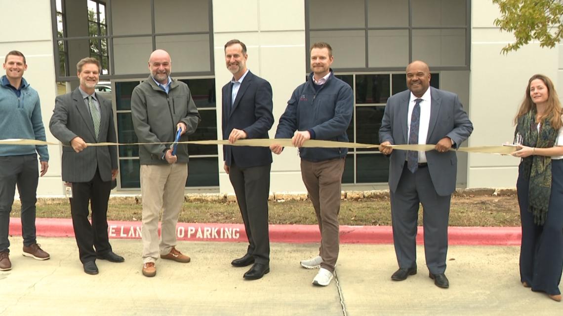 Austin businesses boost power grid by selling rooftop solar to Austin Energy