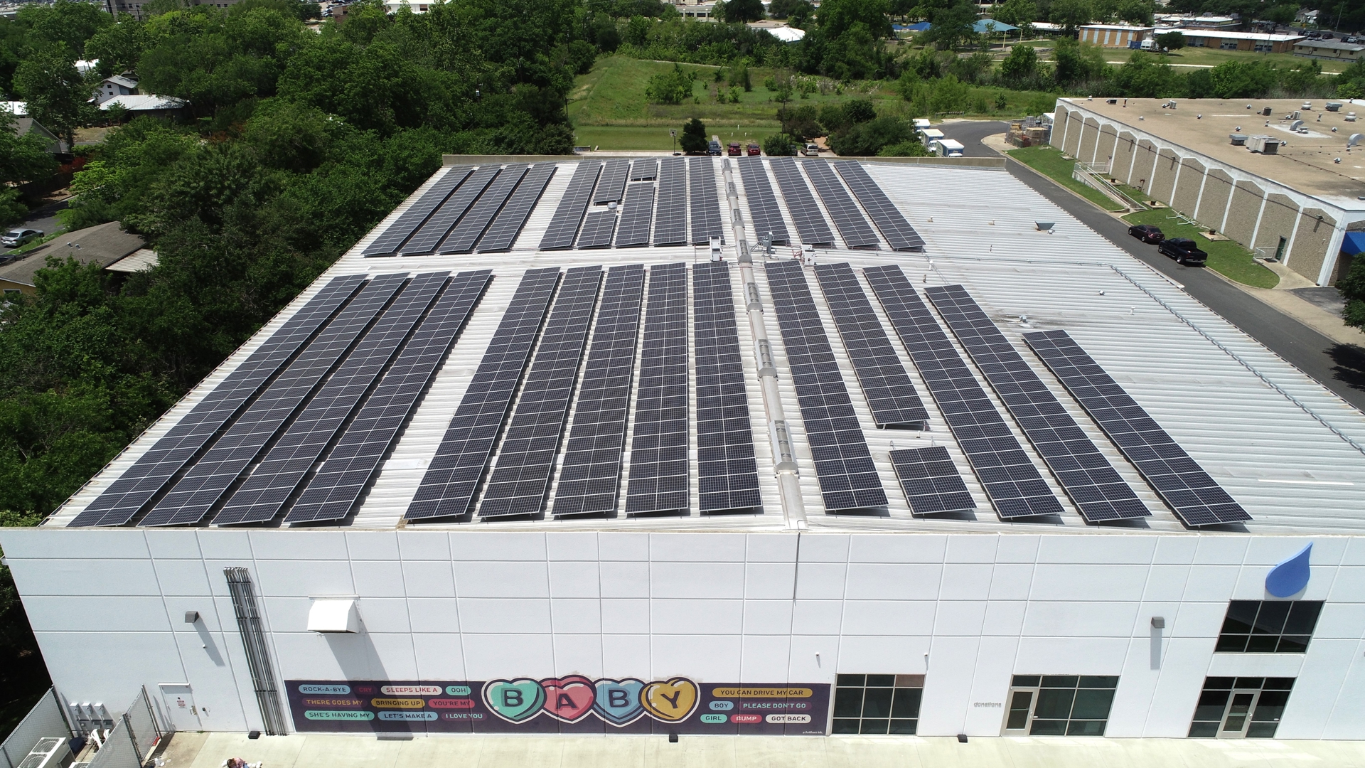 Austin Energy’s Solar Standard Offer program incentivizes local business owners to install more solar panels to produce more sustainable, reliable energy in Austin.