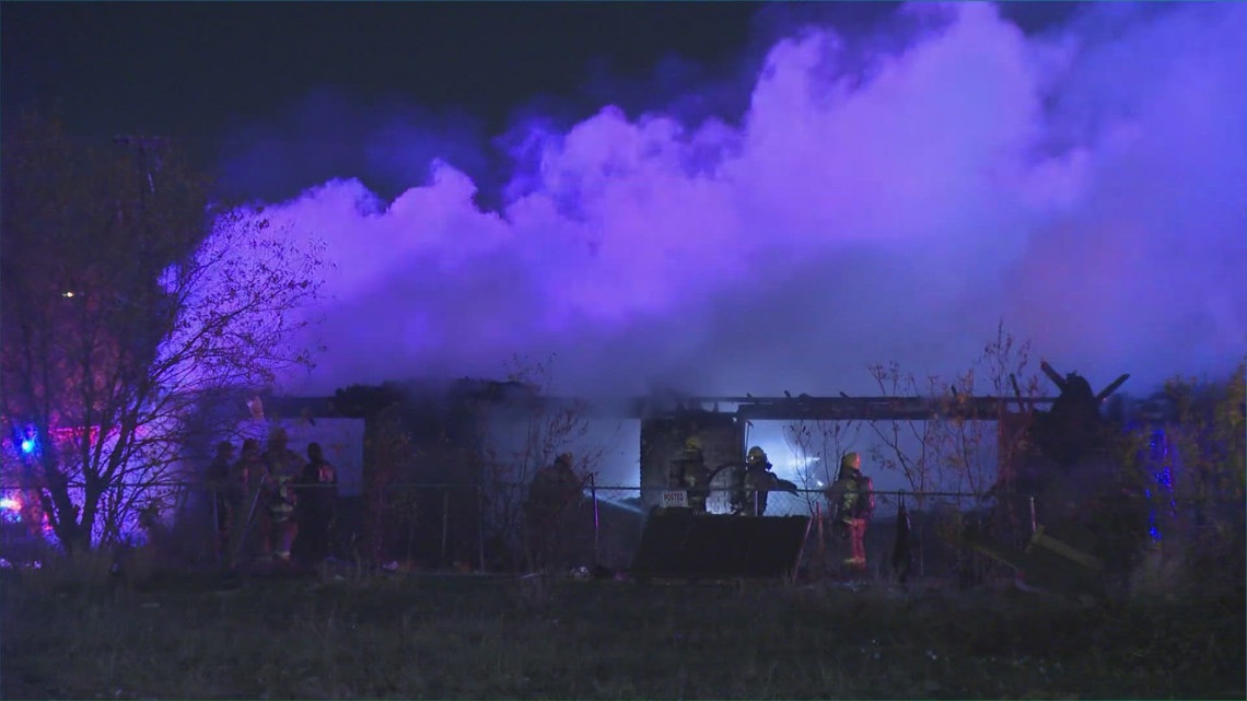 Crews investigate fire at abandoned house in North Austin | kvue.com