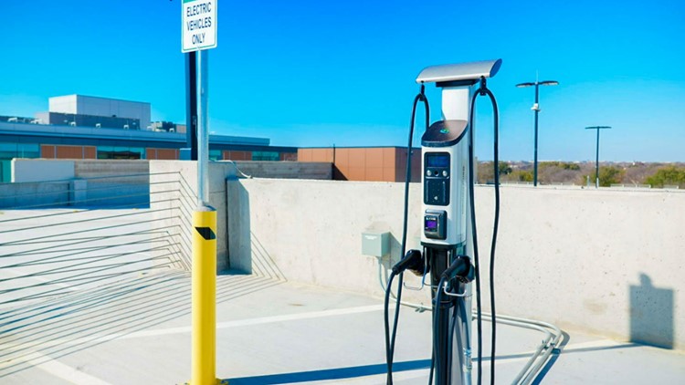 Round Rock installs first EV chargers at a City-owned facility