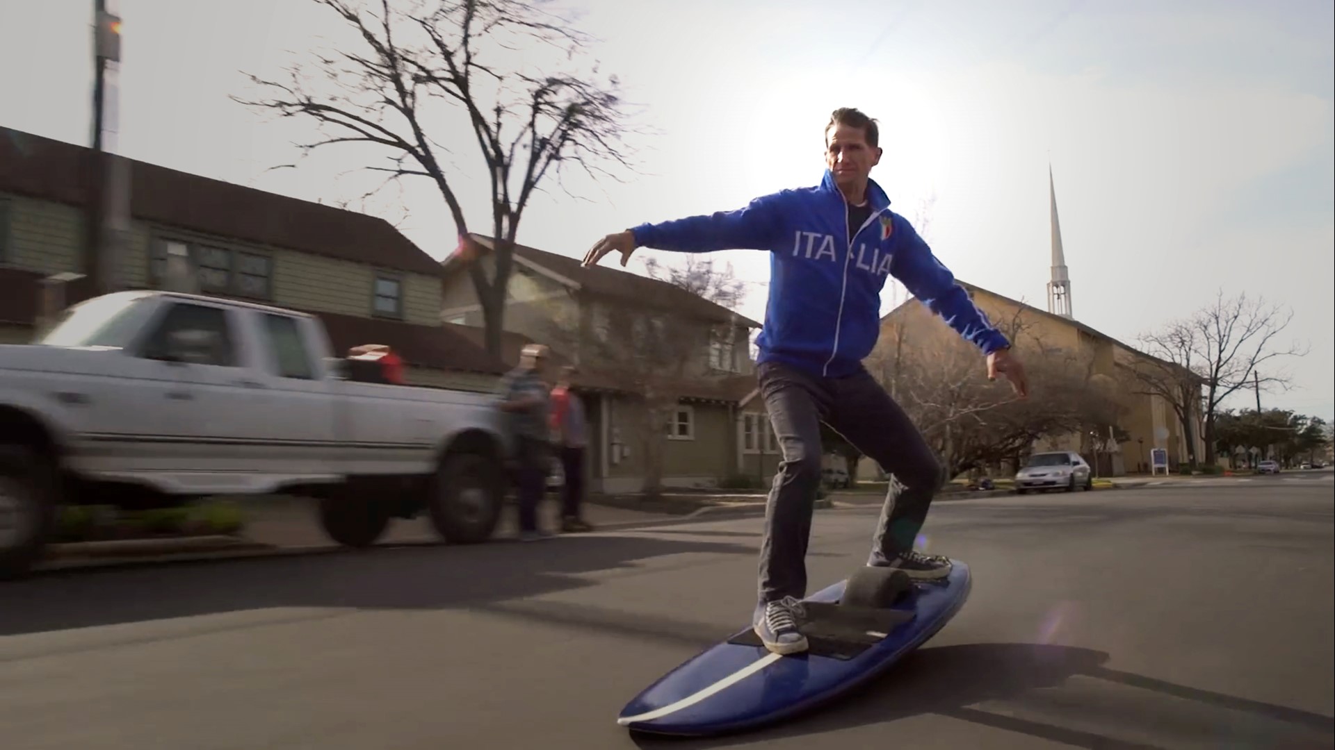 RodaSurf will hit the streets on March 14. (Video credit: RodaSurf)
