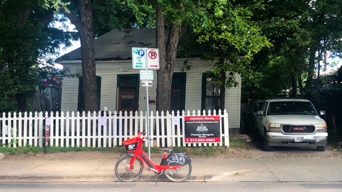 NFL superstar's former Central Austin home spirals onto market for $1.89  million - CultureMap Austin