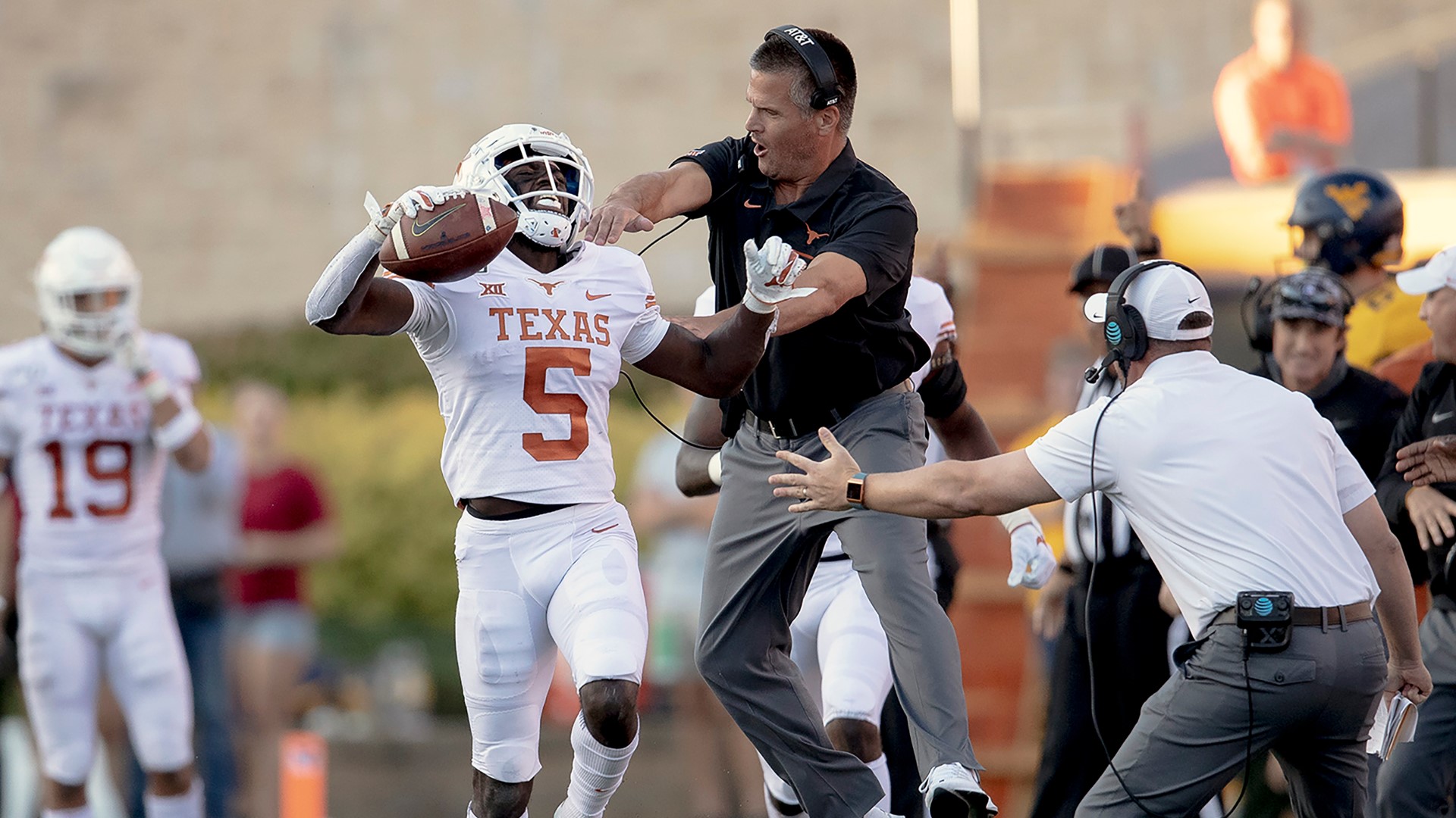 PHOTOS: No. 11 Texas Longhorns defeat West Virginia Mountaineers 42-31 ...