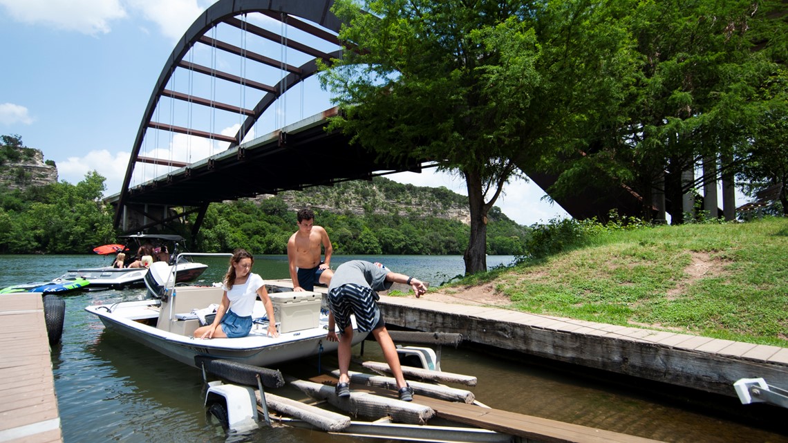 Austin-area officials provide boating safety guidelines for Fourth of July weekend - Vimarsana News