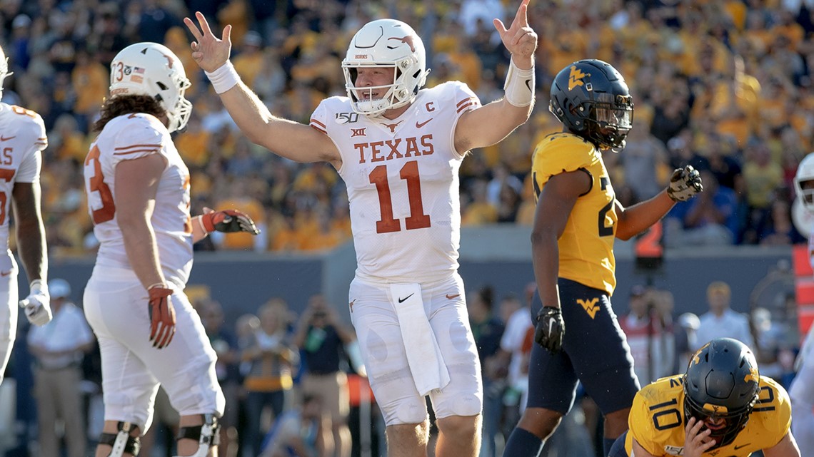 Texas Longhorns' Devin Duvernay joins Biletnikoff Award watch list