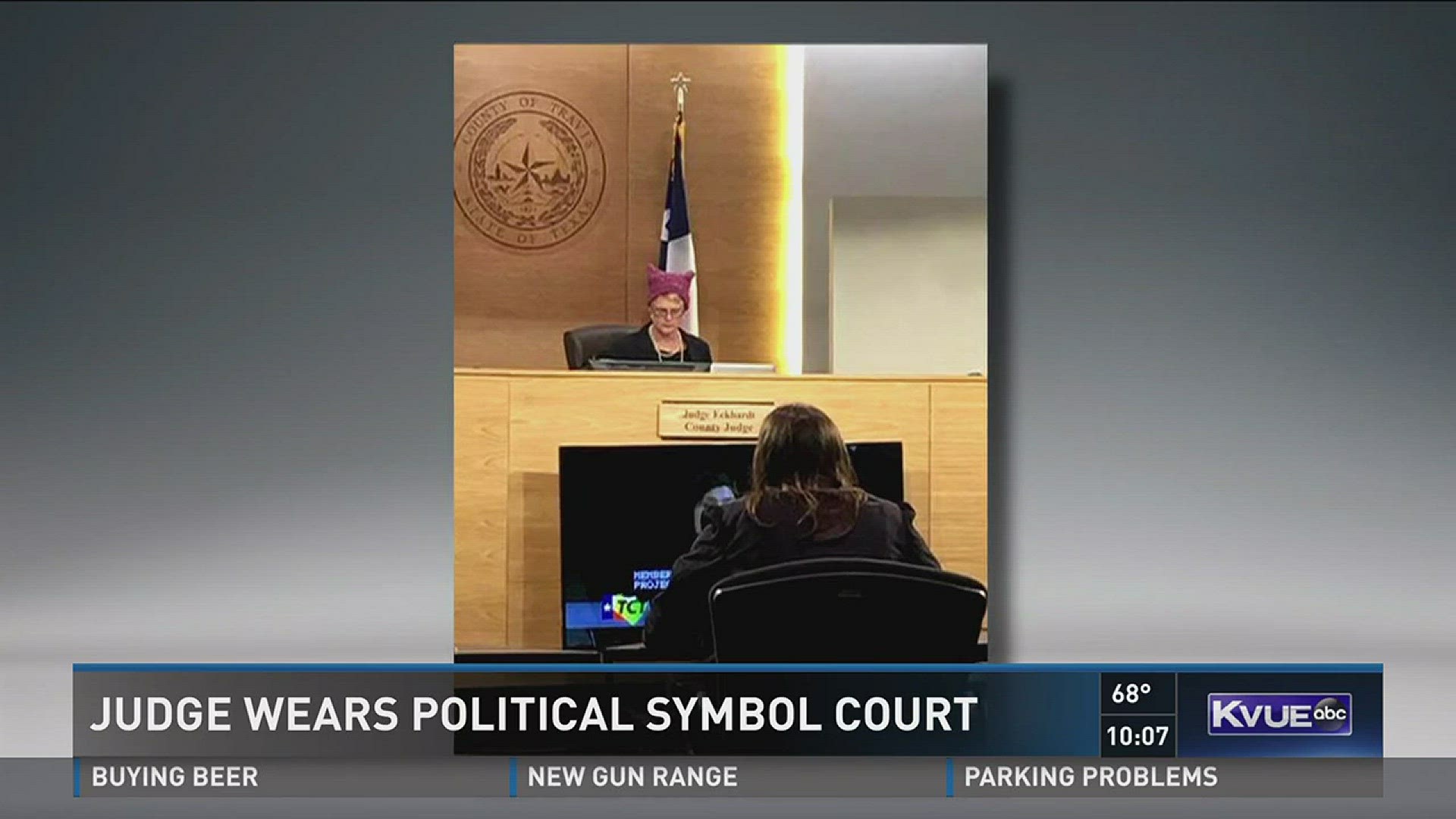 Judge wears political symbol in court