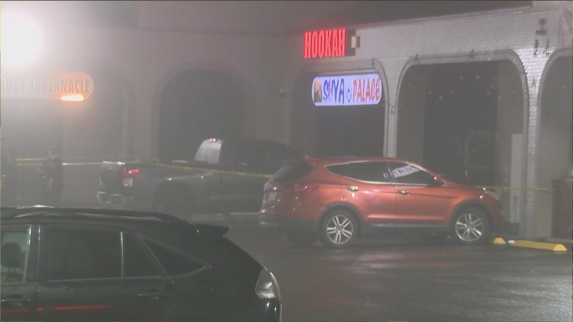 1 dead, 4 critical after North Austin Hookah Lounge shooting