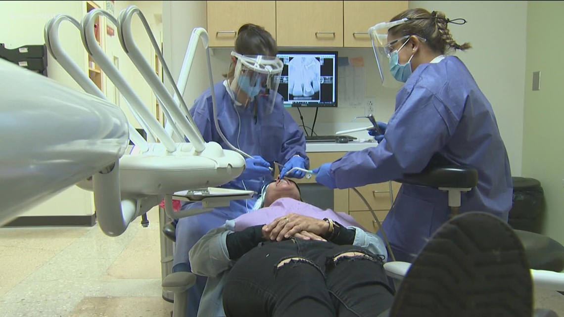 ‘They go above and past’ | Austin nonprofit Manos de Cristo supplies reasonably priced dental care