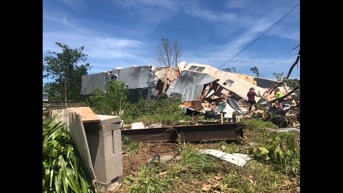 'It's a miracle': Man survives Franklin tornado inside toppled mobile ...