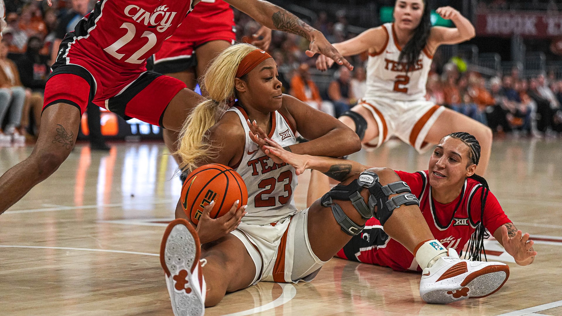 The Lady Longhorns secured a big win against Cincinnati on Saturday, 67-50.