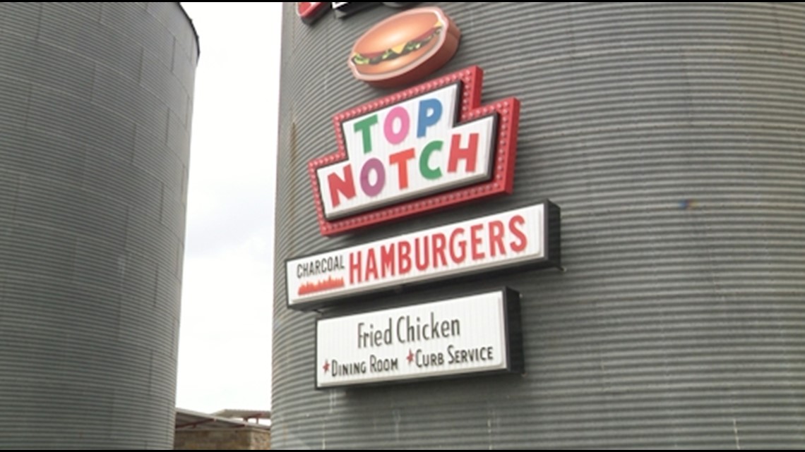 Hutto, Texas Top Notch Hamburgers open second location