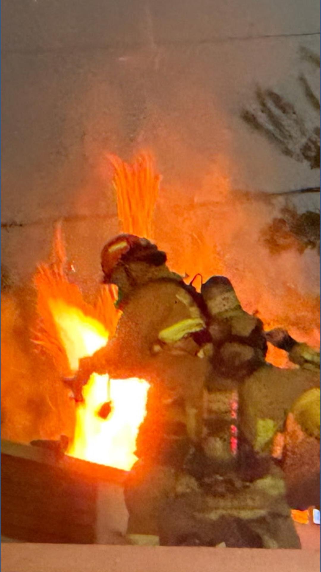 Austin firefighters put out fire at South Austin pizza restaurant ...