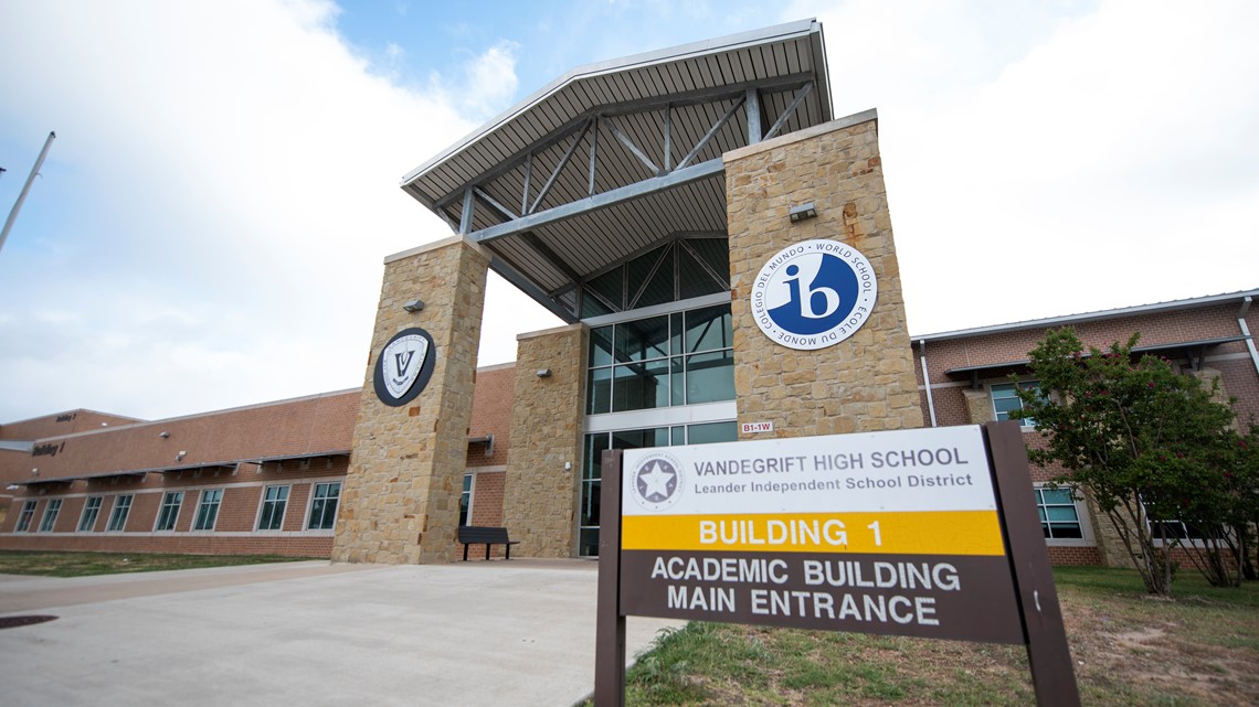 Vandegrift High band trailer hit by train en route to state competition in San Antonio