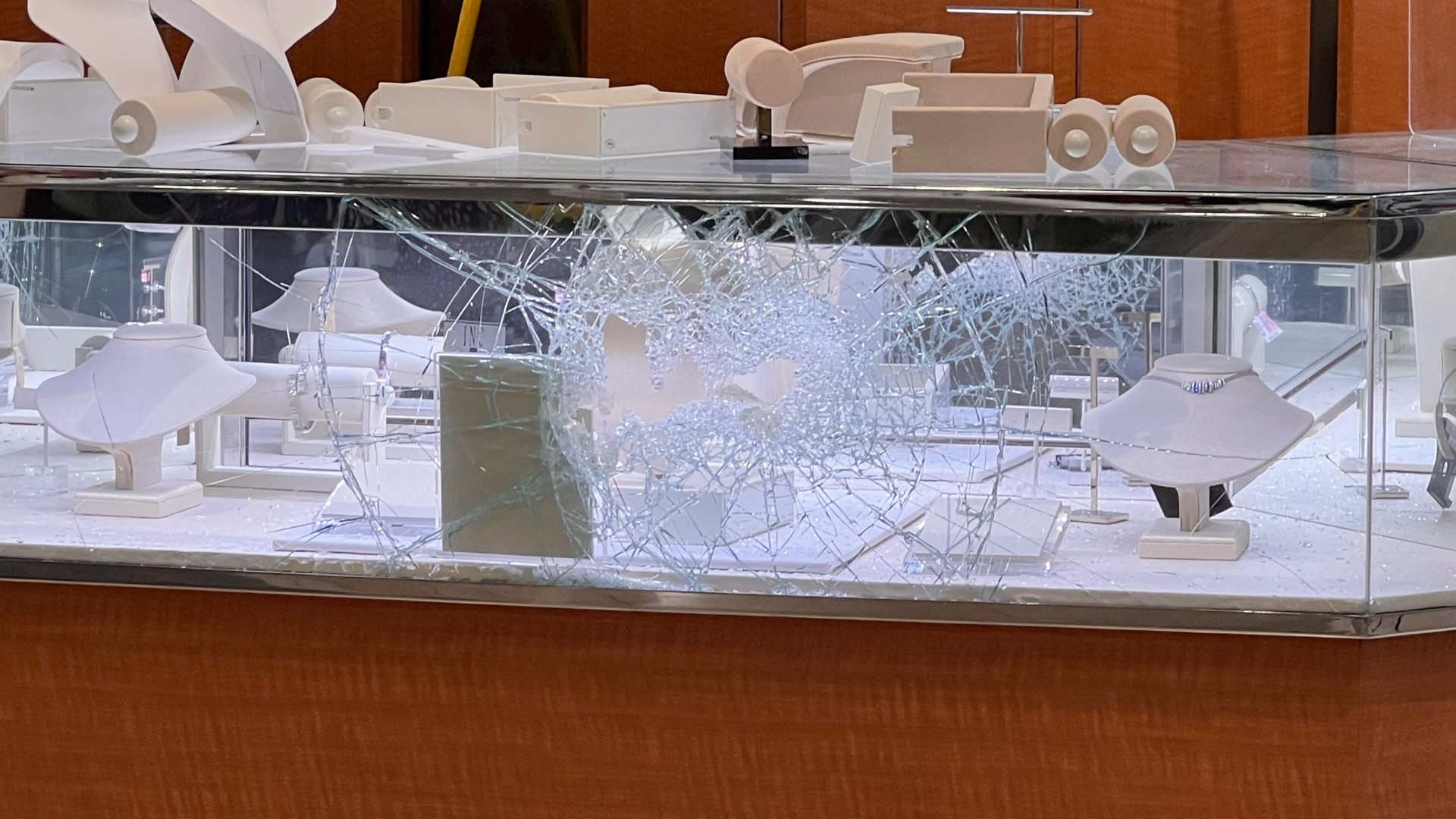Another jewelry robbery occurred at the mall in December at Helzberg Diamonds.