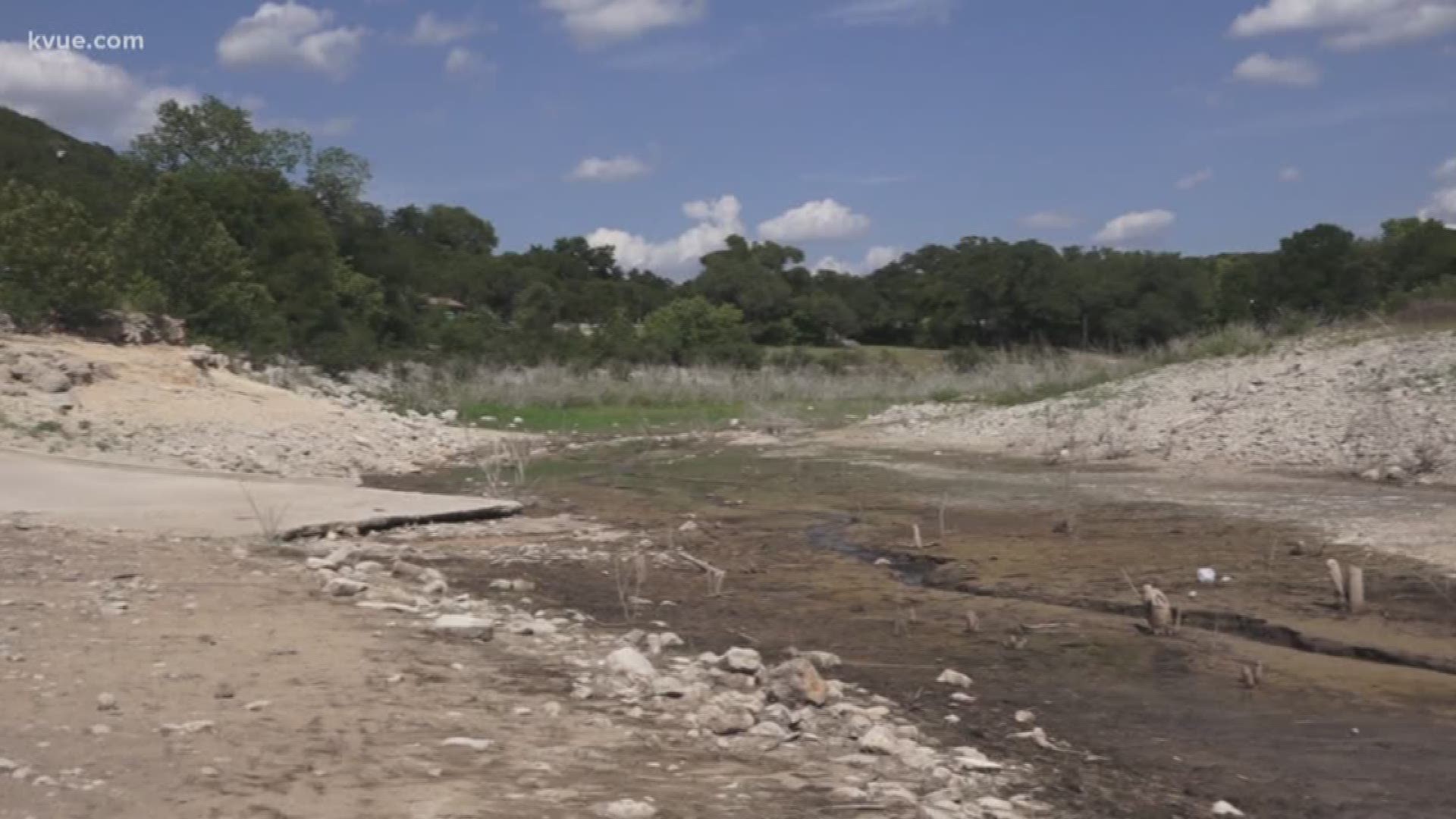 low water levels cause boat ramp closures at lake travis