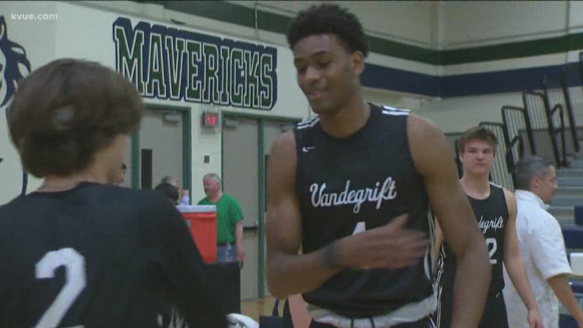 ESPN's ninth ranked player in the 2020 class, Vandegrift's Greg Brown, took on the McNeil Mavericks in a Austin-area matchup on the hardwood.