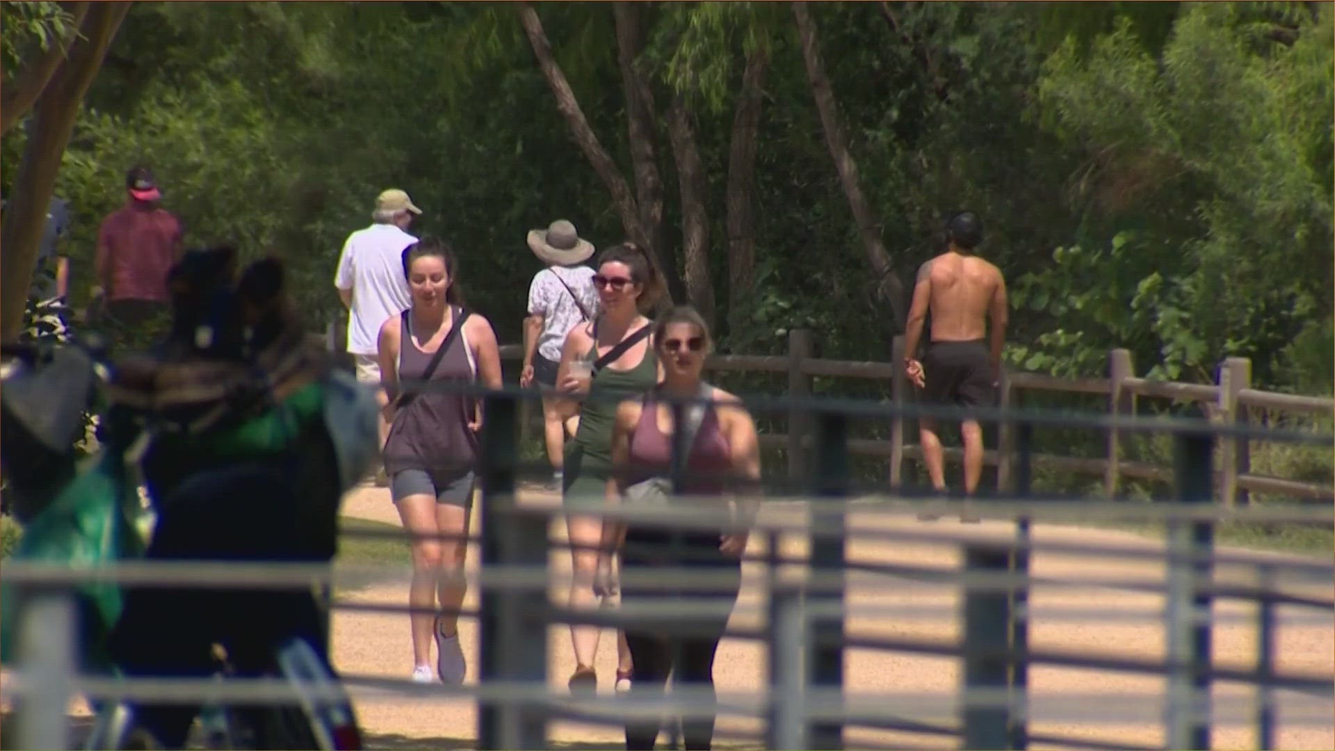 Austin's Emergency Management Office has issued some tips for how to stay safe outside during the hot summer months. KVUE's Eric Pointer has more.