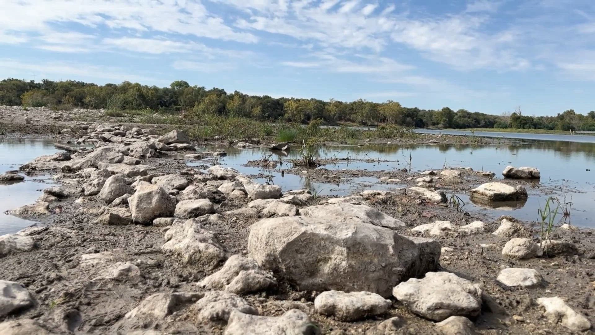 Leander council votes to request records from water district over lowered lake