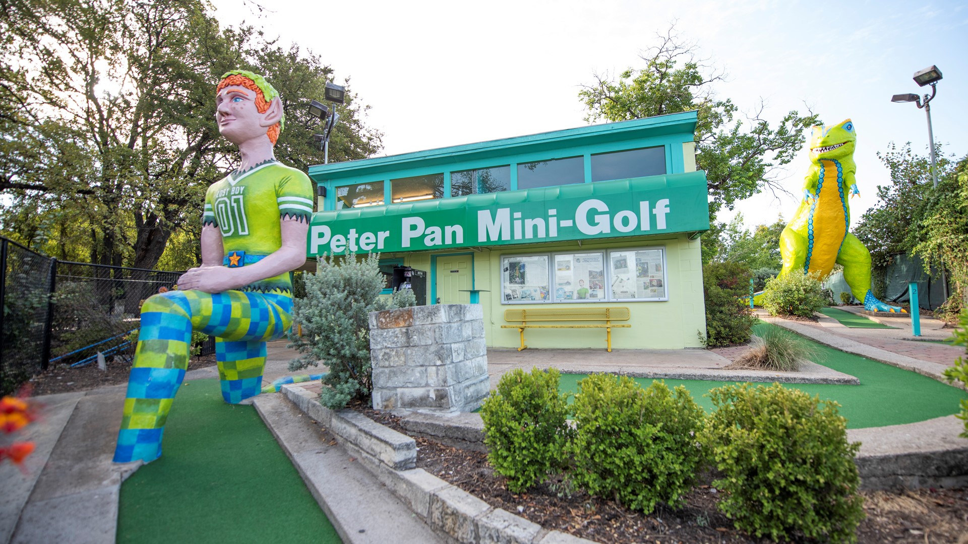 Cedar Park mother warning others after aquarium coral nearly kills her